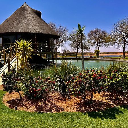 Lapa Lange Game Lodge Мариенталь Экстерьер фото